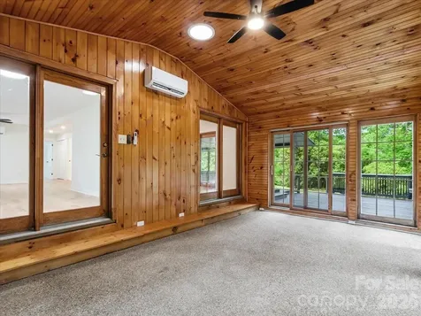 455 Rocky Springs Heights Burnsville NC 28714