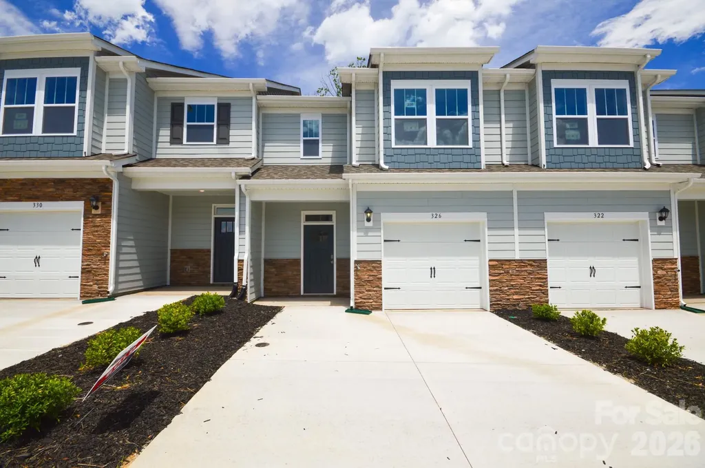 407 Creekview Road Hendersonville NC 28792