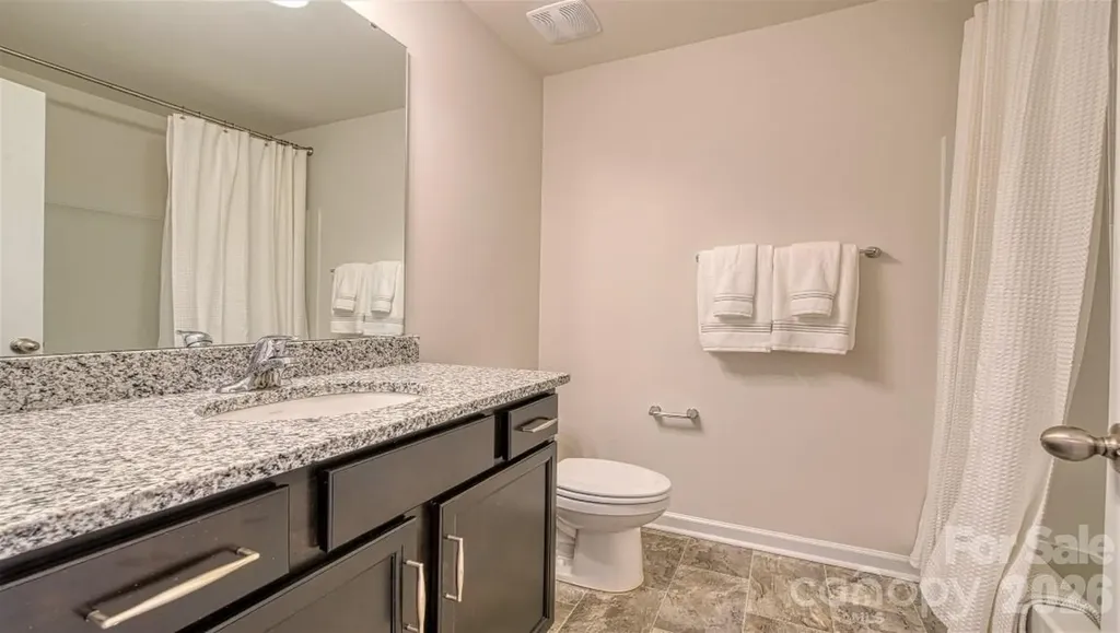 407 Creekview Road Hendersonville NC 28792