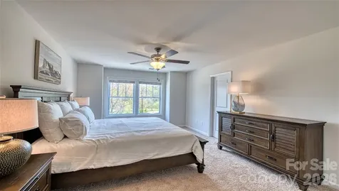 407 Creekview Road Hendersonville NC 28792