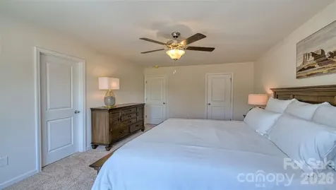 407 Creekview Road Hendersonville NC 28792