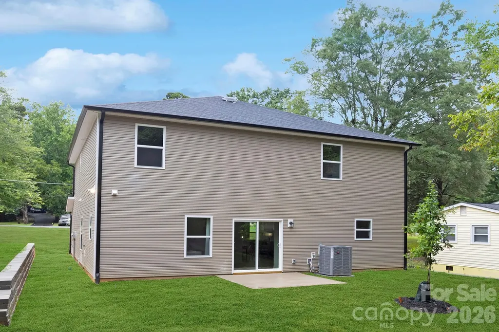 9012 Potomac Boulevard Charlotte NC 28216