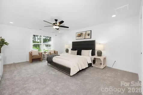 9012 Potomac Boulevard Charlotte NC 28216
