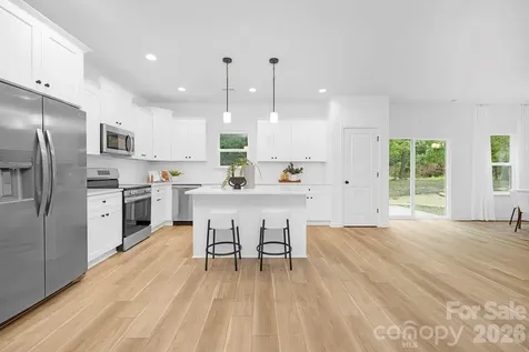 9012 Potomac Boulevard Charlotte NC 28216