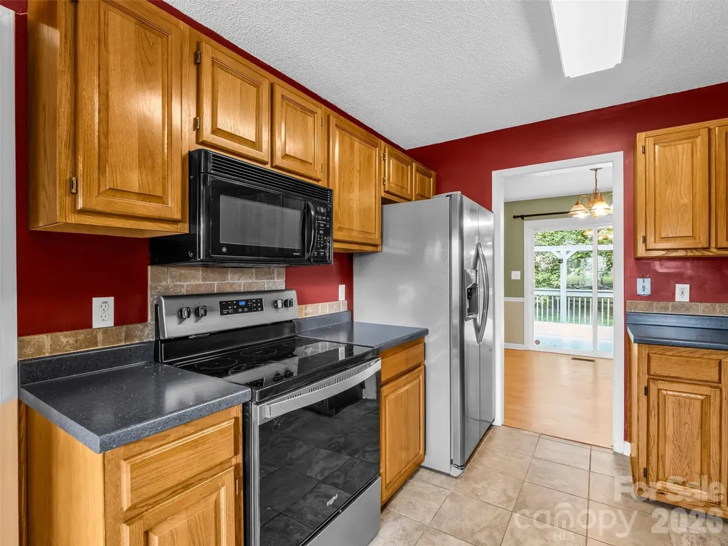 606 Woodberry Court Fletcher NC 28732