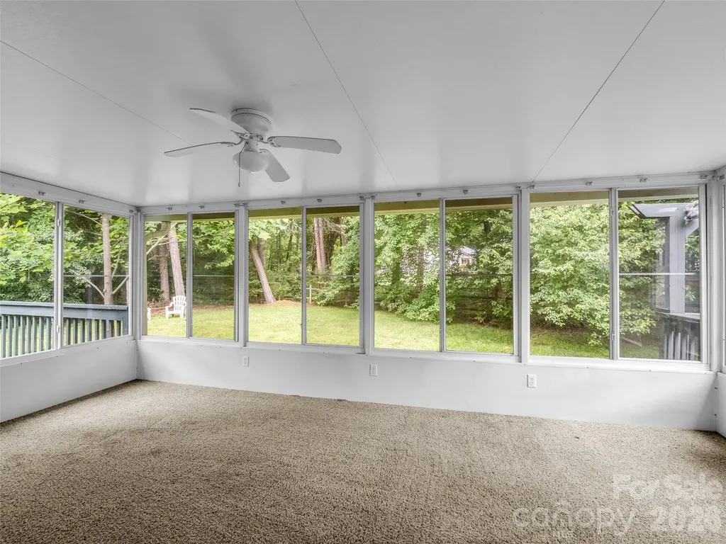 606 Woodberry Court Fletcher NC 28732