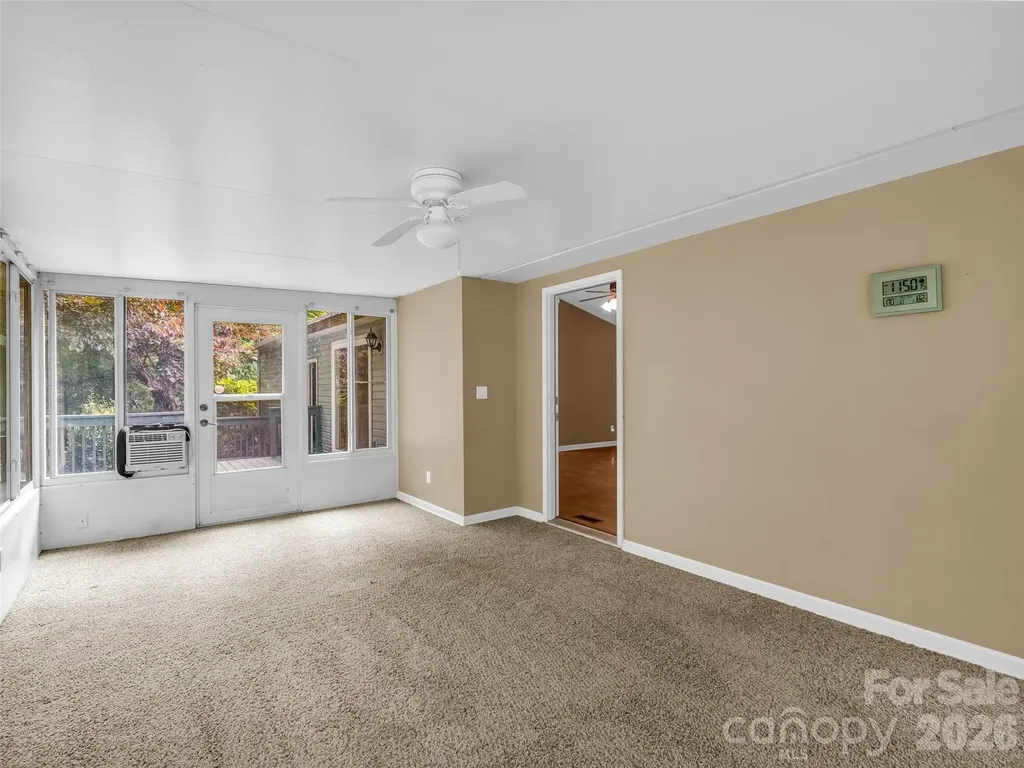 606 Woodberry Court Fletcher NC 28732