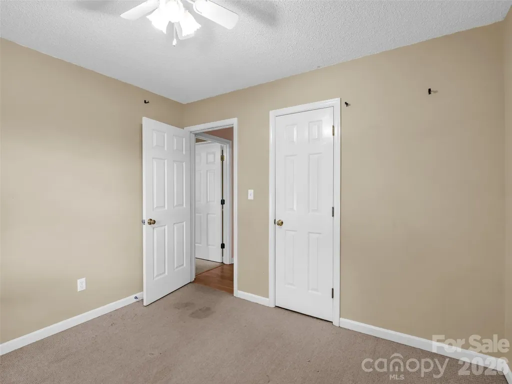606 Woodberry Court Fletcher NC 28732