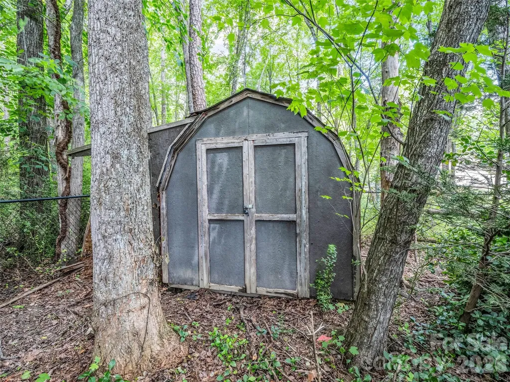 606 Woodberry Court Fletcher NC 28732