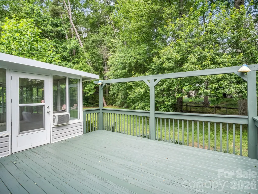 606 Woodberry Court Fletcher NC 28732