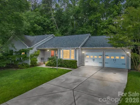 606 Woodberry Court Fletcher NC 28732