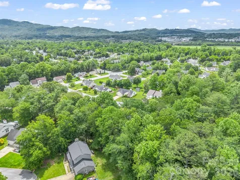 606 Woodberry Court Fletcher NC 28732