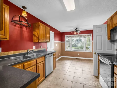 606 Woodberry Court Fletcher NC 28732