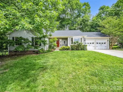 606 Woodberry Court Fletcher NC 28732