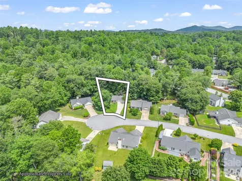 606 Woodberry Court Fletcher NC 28732