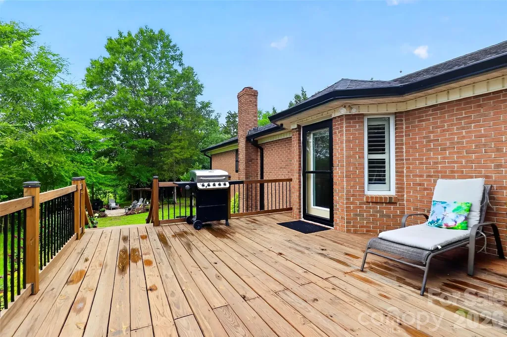 6720 County Line Road Mount Pleasant NC 28124