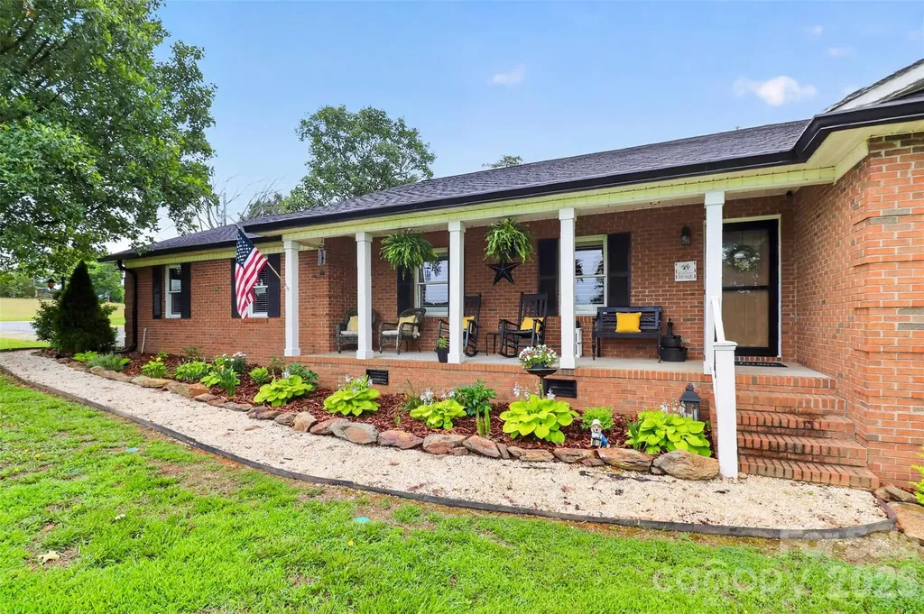 6720 County Line Road Mount Pleasant NC 28124