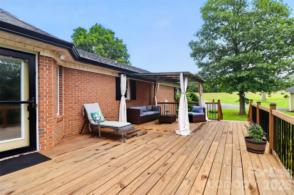 6720 County Line Road Mount Pleasant NC 28124