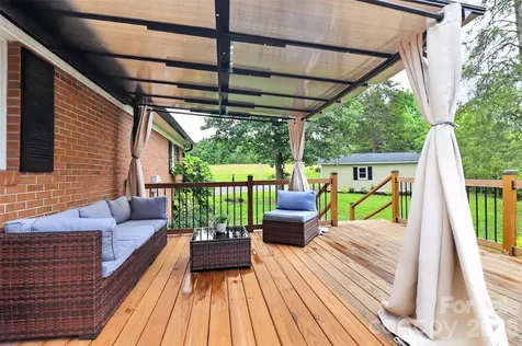 6720 County Line Road Mount Pleasant NC 28124