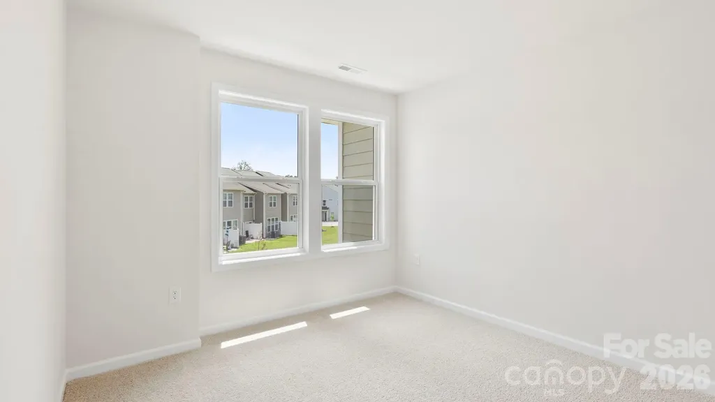 405 Creekview Road Hendersonville NC 28792
