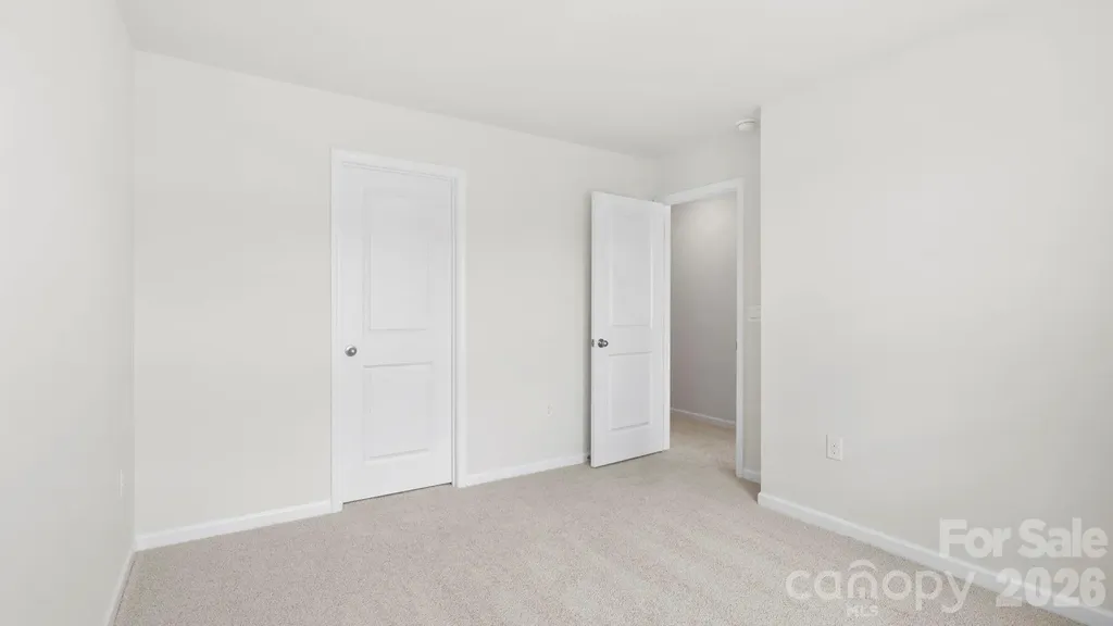 405 Creekview Road Hendersonville NC 28792