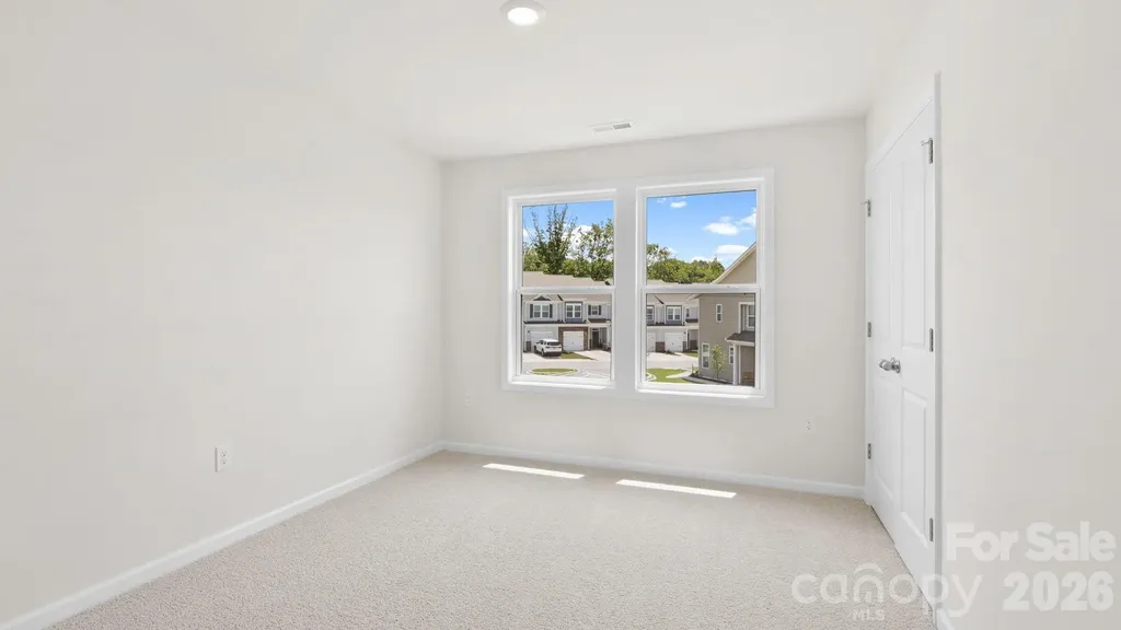 405 Creekview Road Hendersonville NC 28792