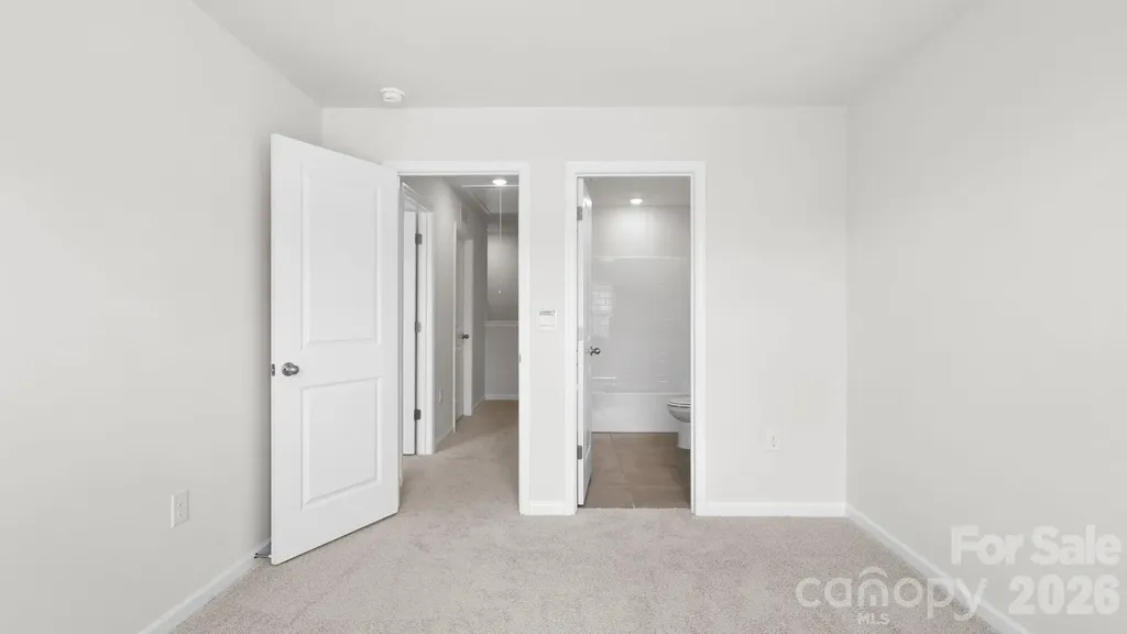 405 Creekview Road Hendersonville NC 28792