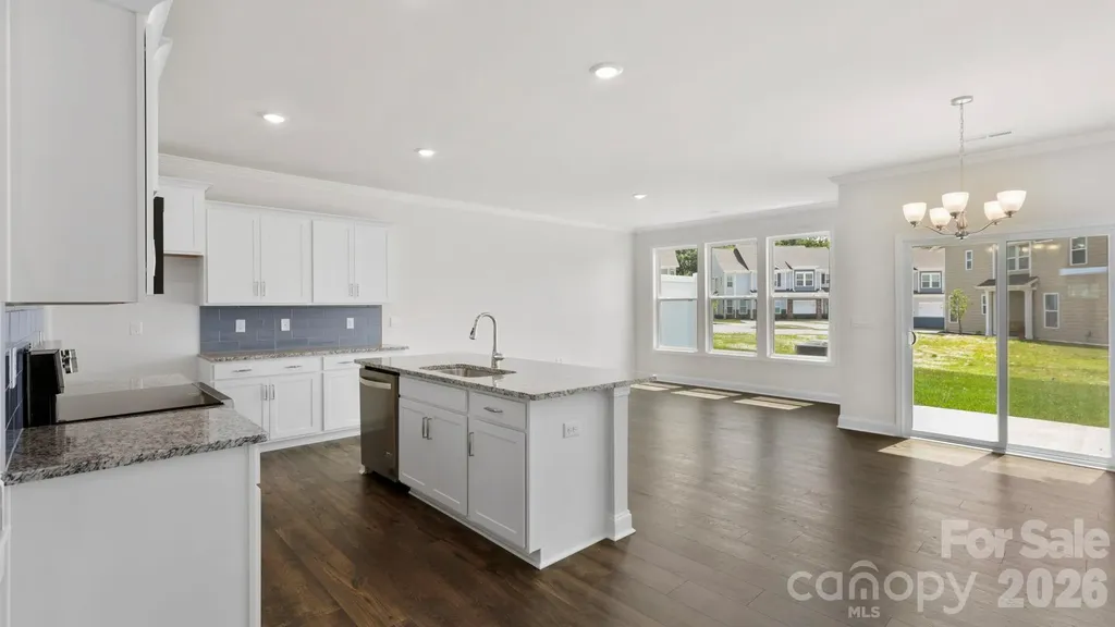 405 Creekview Road Hendersonville NC 28792