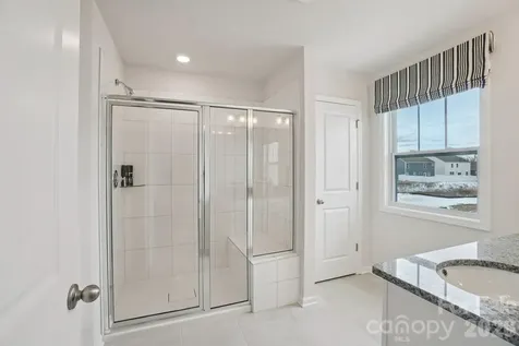 405 Creekview Road Hendersonville NC 28792