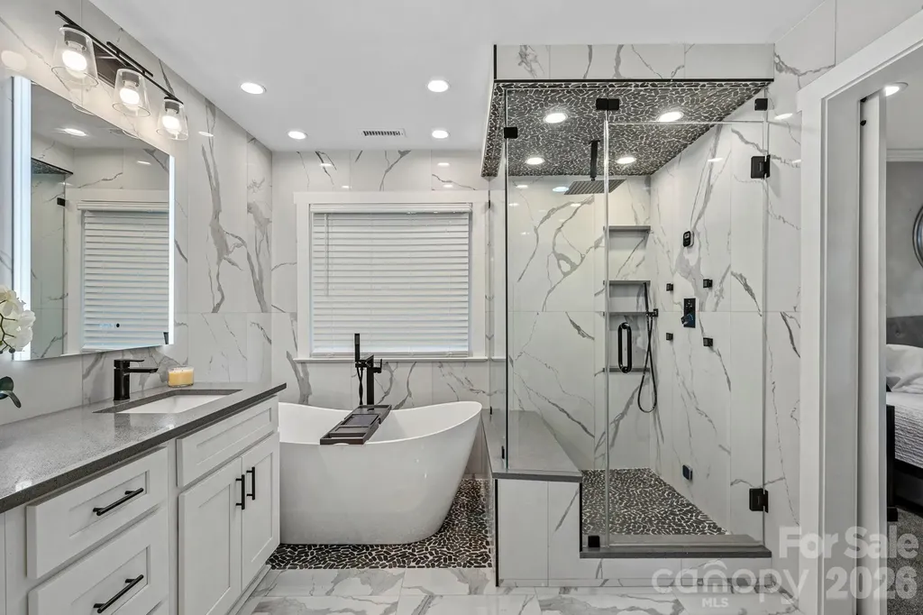 5634 Camelot Drive Charlotte NC 28270