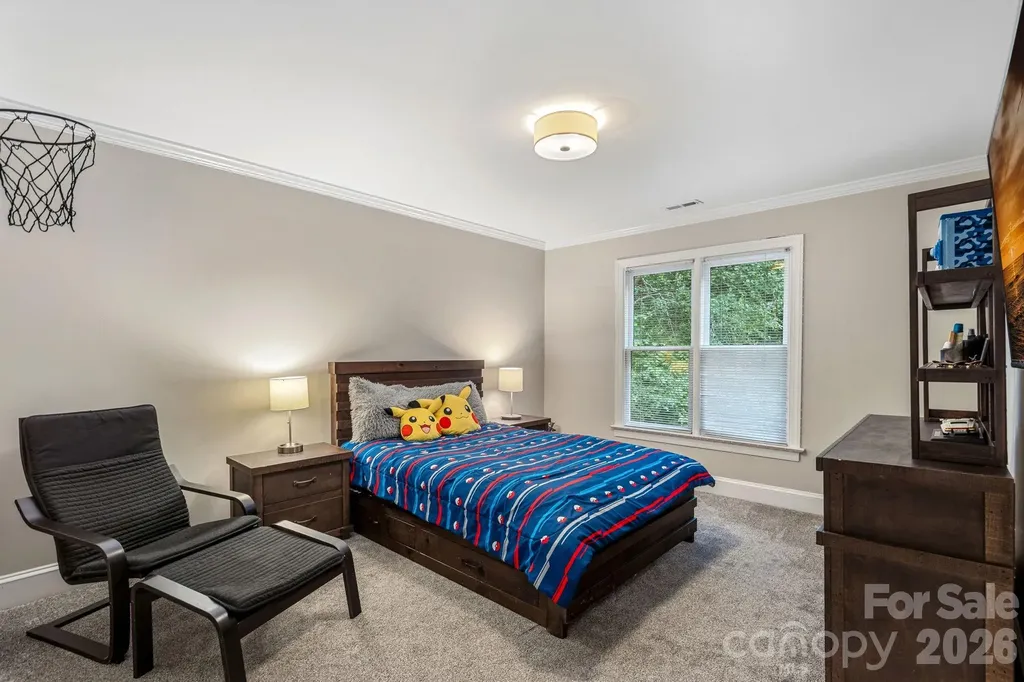 5634 Camelot Drive Charlotte NC 28270