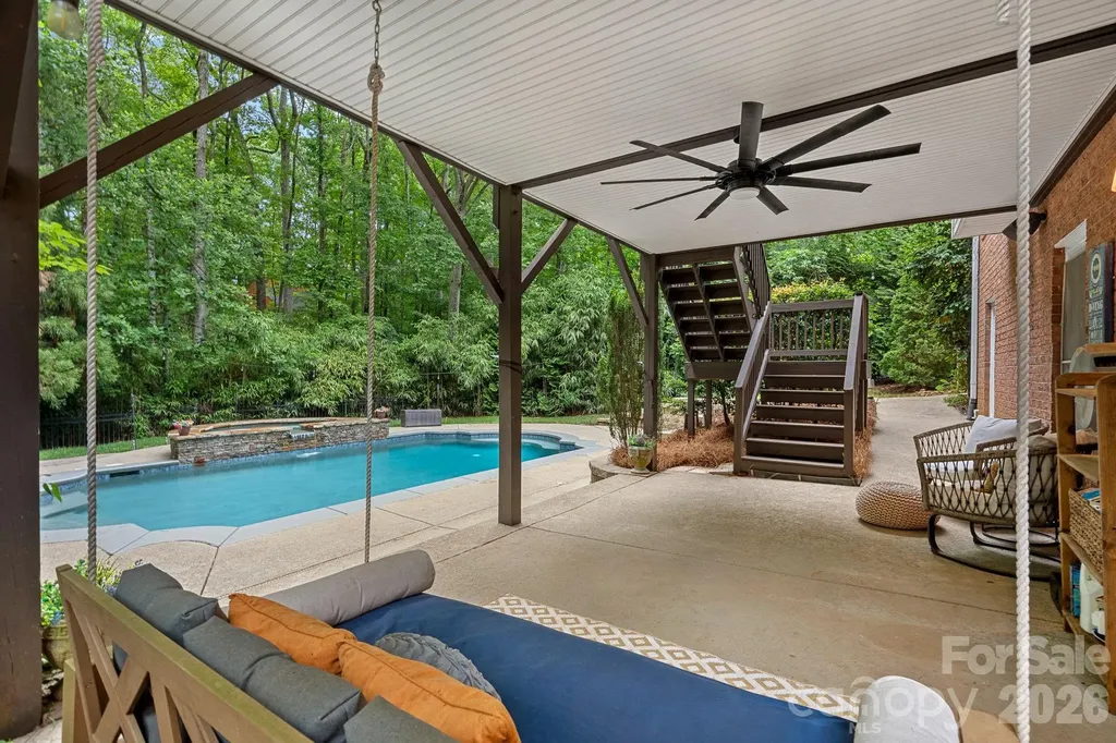 5634 Camelot Drive Charlotte NC 28270