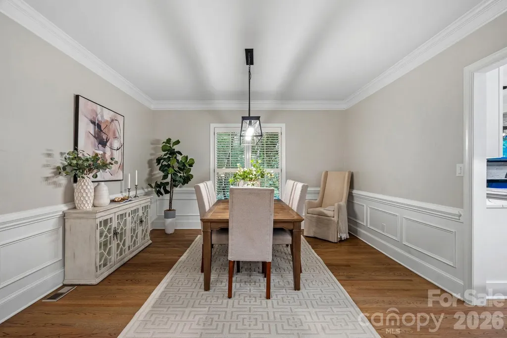 5634 Camelot Drive Charlotte NC 28270