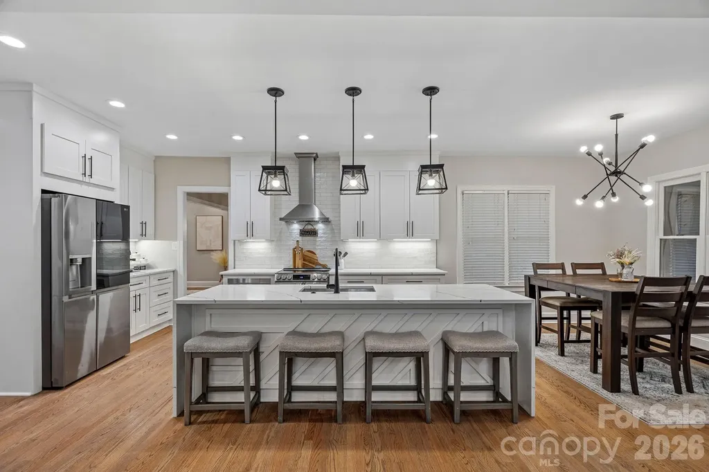 5634 Camelot Drive Charlotte NC 28270