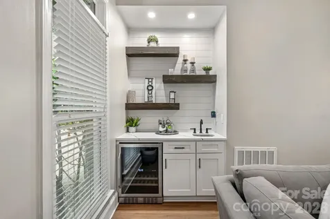 5634 Camelot Drive Charlotte NC 28270