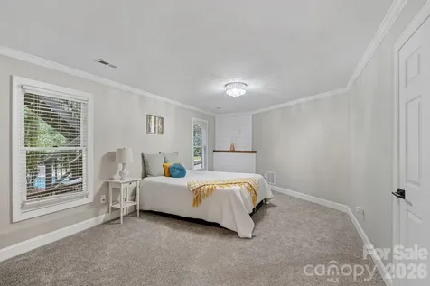 5634 Camelot Drive Charlotte NC 28270