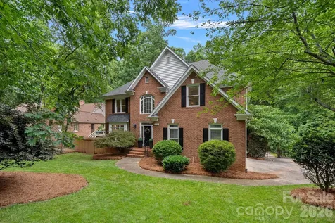 5634 Camelot Drive Charlotte NC 28270