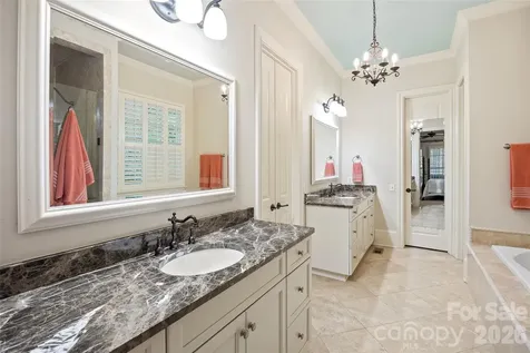 3415 Indian Meadows Lane Charlotte NC 28210