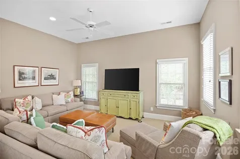 3415 Indian Meadows Lane Charlotte NC 28210
