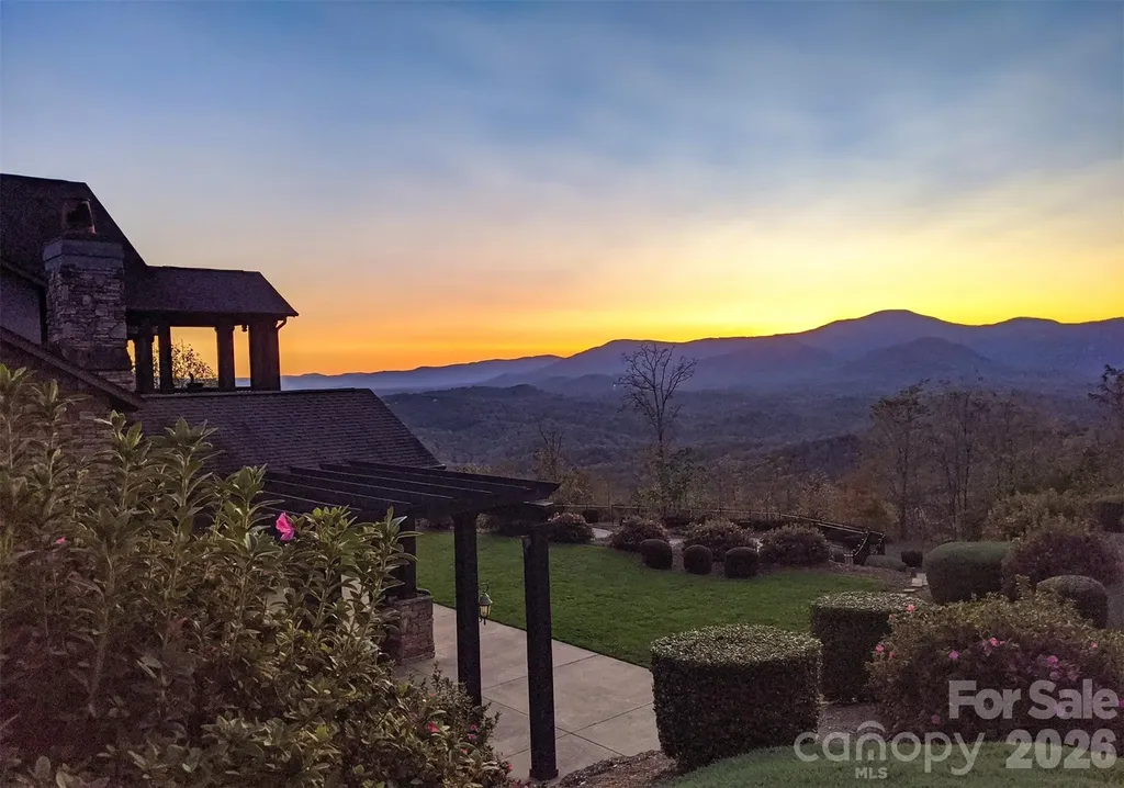 Lot 260 Rock Ledge Drive Lake Lure NC 28746