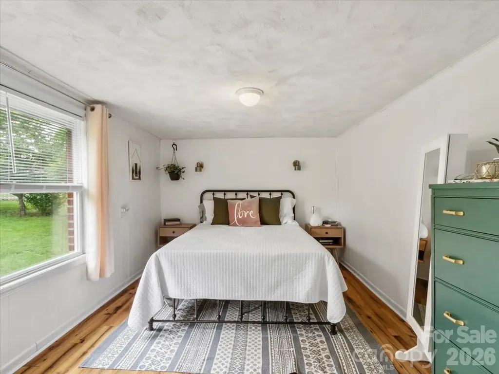 140 Locust Grove Road Weaverville NC 28787