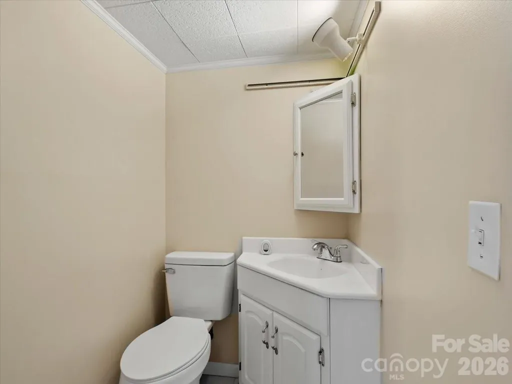 140 Locust Grove Road Weaverville NC 28787