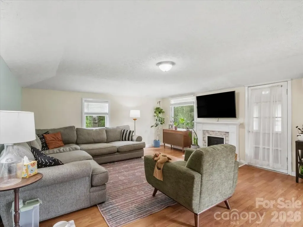 140 Locust Grove Road Weaverville NC 28787