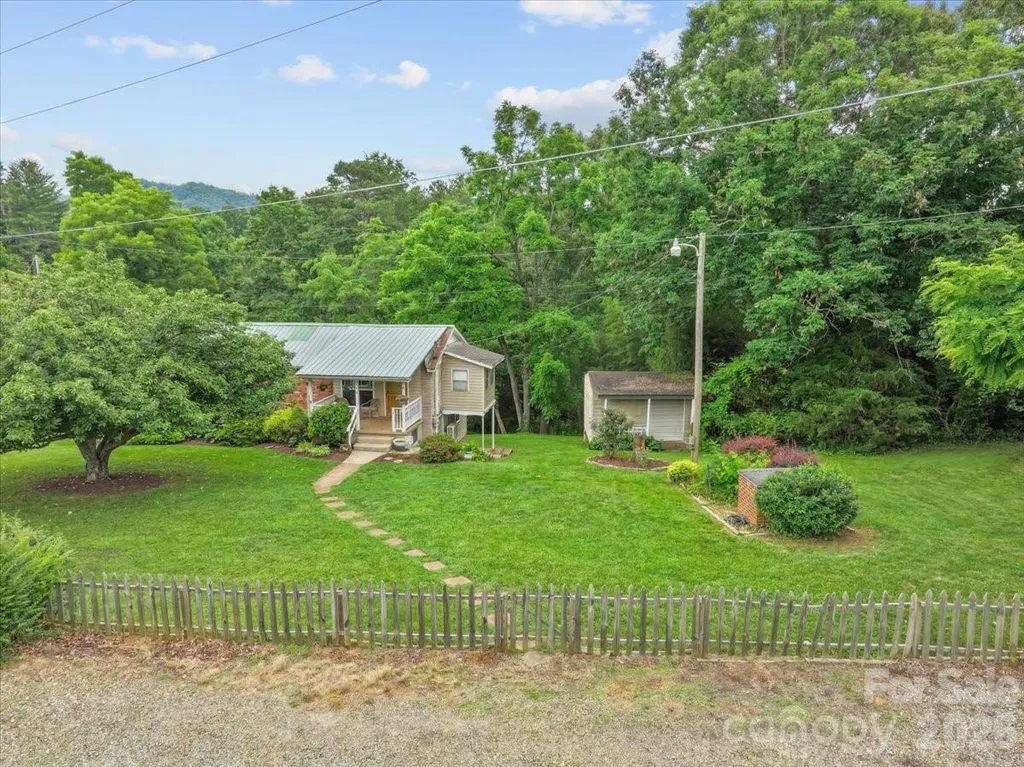 140 Locust Grove Road Weaverville NC 28787