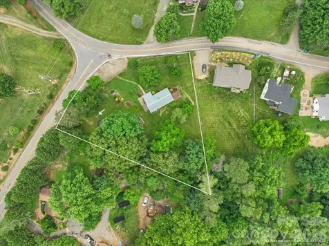 140 Locust Grove Road Weaverville NC 28787