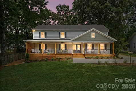 3800 Lovett Circle Charlotte NC 28210