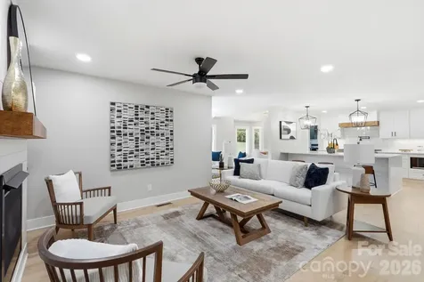 3800 Lovett Circle Charlotte NC 28210
