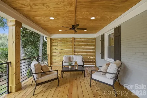 3800 Lovett Circle Charlotte NC 28210