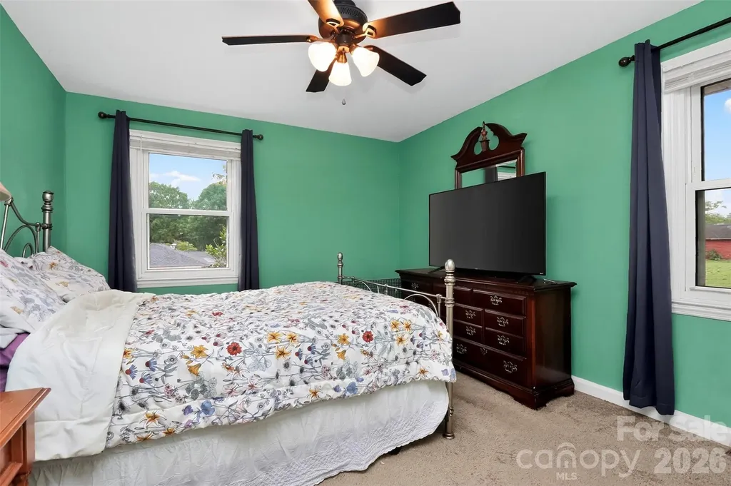 2122 Englewood Street Kannapolis NC 28083
