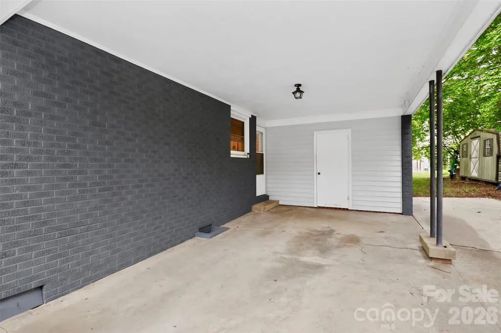 2122 Englewood Street Kannapolis NC 28083